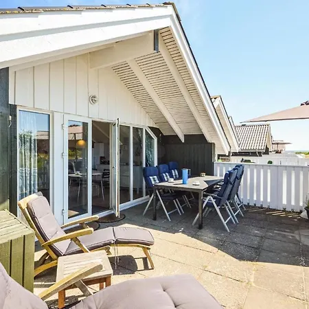 Feriehus 3 Bedroom Awesome In Romo Havneby
